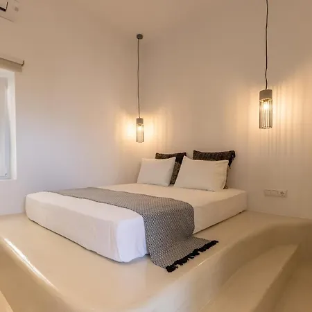 Olia Island Studio In Naxos Town Apartment